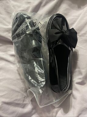 Black Patent Bow-Detail Slip-On Flats